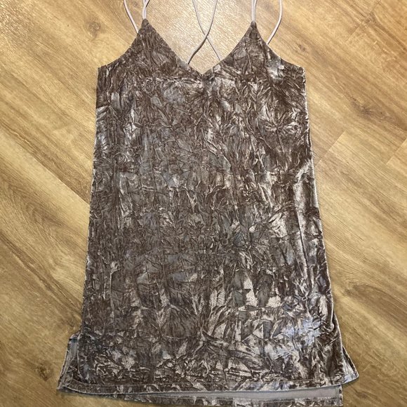 NWT Fux Crushed Velvet Mini Dress - Picture 1 of 6